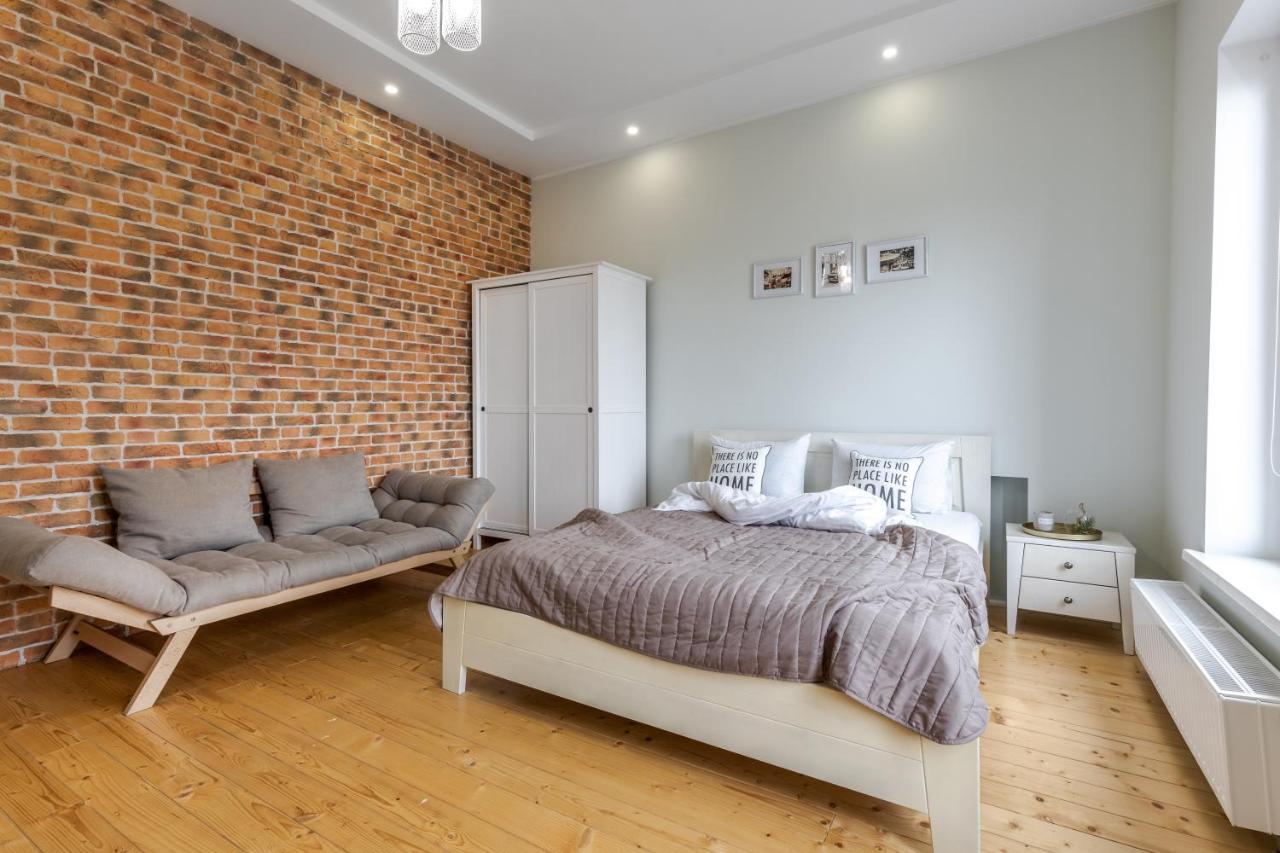Inshiapartments On Grigorenko'S Square ลวีฟ ภายนอก รูปภาพ
